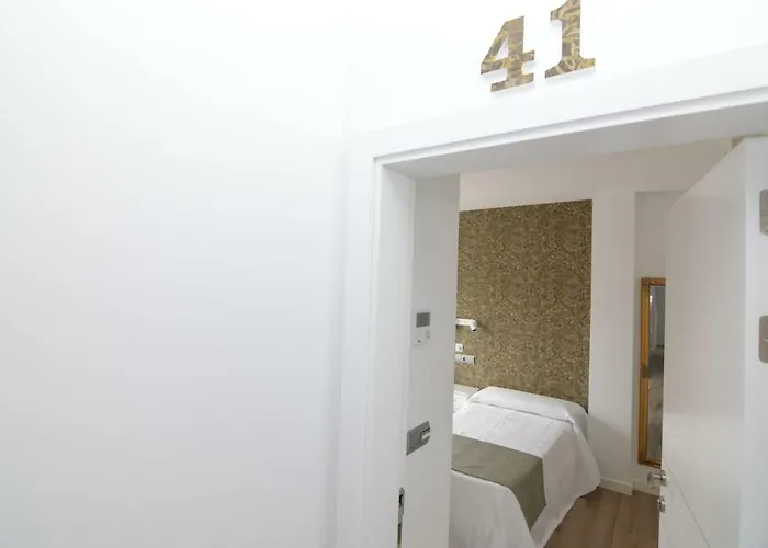 Hotel Castillo *
